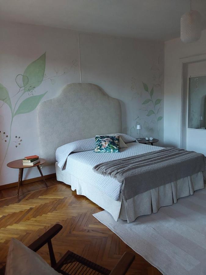 Casa Vacanze Malvarosa Casale Corte Cerro Kültér fotó