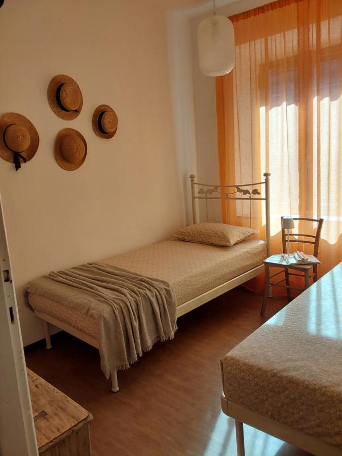 Casa Vacanze Malvarosa Casale Corte Cerro Kültér fotó