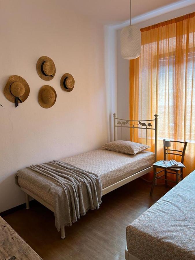 Casa Vacanze Malvarosa Casale Corte Cerro Kültér fotó