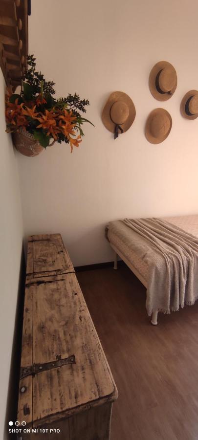 Casa Vacanze Malvarosa Casale Corte Cerro Kültér fotó
