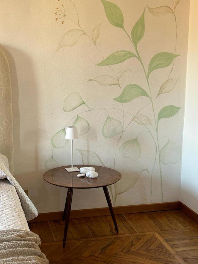 Casa Vacanze Malvarosa Casale Corte Cerro Kültér fotó